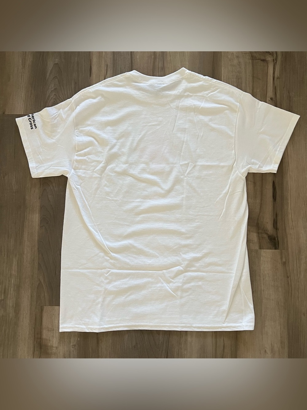 American Red Cross Flying Woodstock T Shirt 2025 Size Large Peanuts Limited - Picture 2 of 8